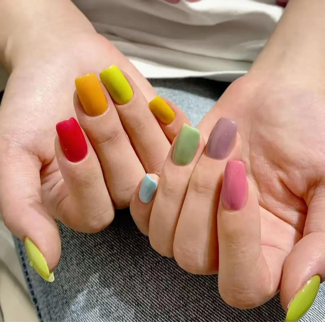 ネイル オーロラネイル フラワーネイル フットネイル フレンチネイル ジェルネイル ハンドネイル BabyYouMi nailのネイルデザイン