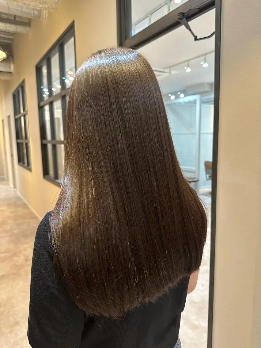 ロング カラー オリーブカラー トリートメント 酸熱トリートメント カット ヘアカラー トリートメント Sara newi 🎀透明感🎀のヘアスタイル