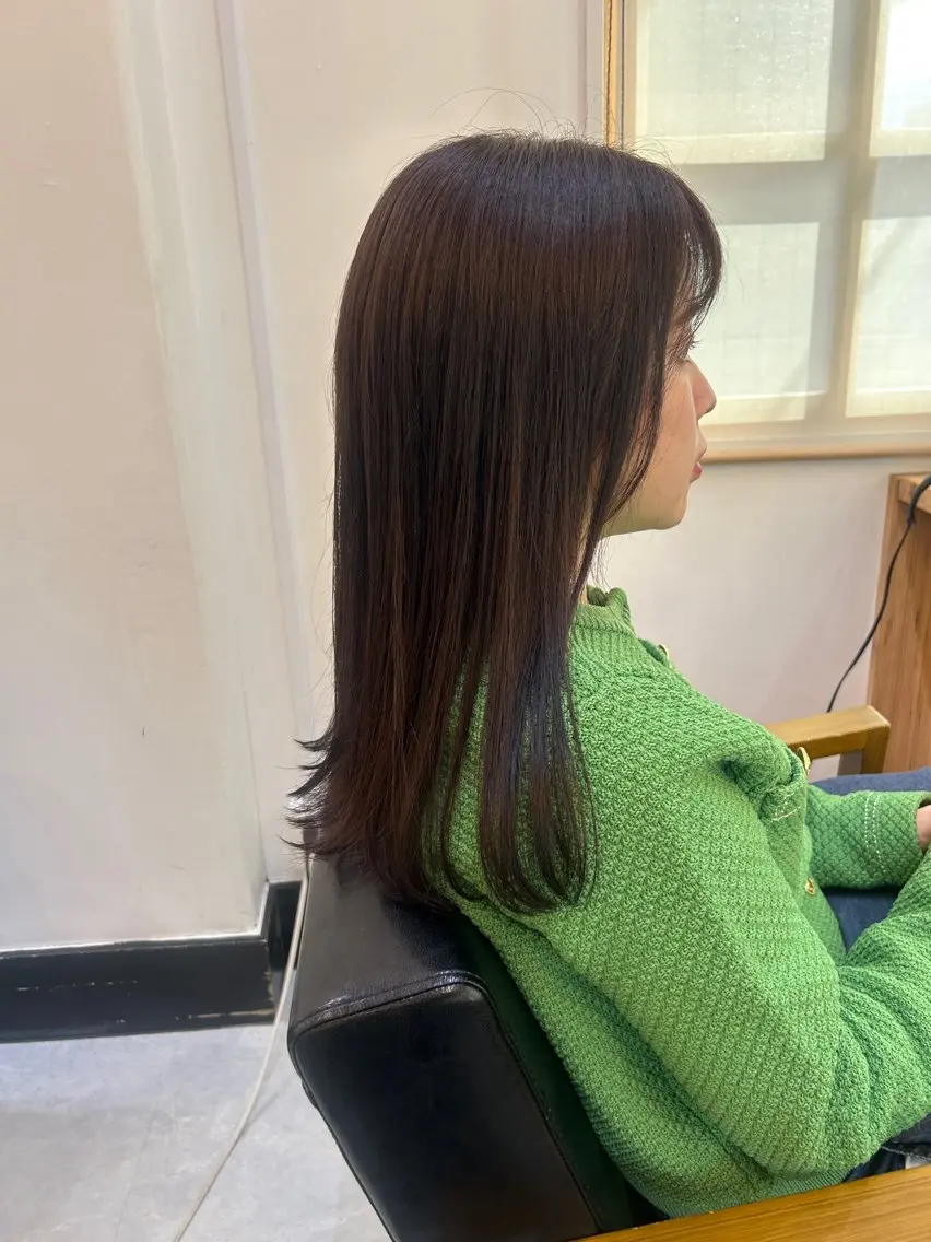 ロング カラー ヘアカラー トリートメント CARICIA 白木 由里加/新栄のヘアスタイル