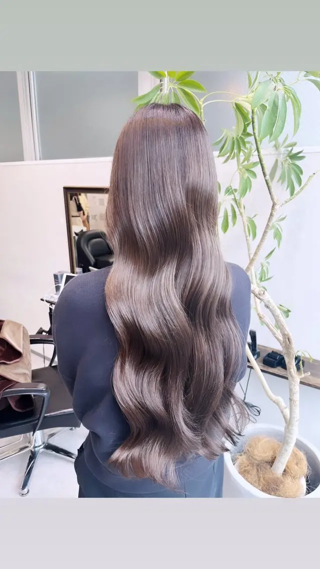 ロング ヘアカラー トリートメント 美髪矯正/シークレッ トハイライト🤍りさのヘアスタイル