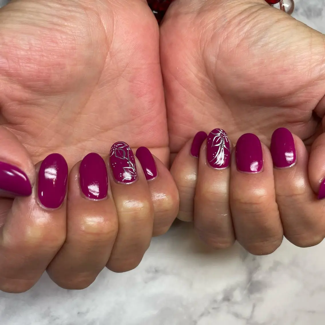 ネイル es nailのネイルデザイン