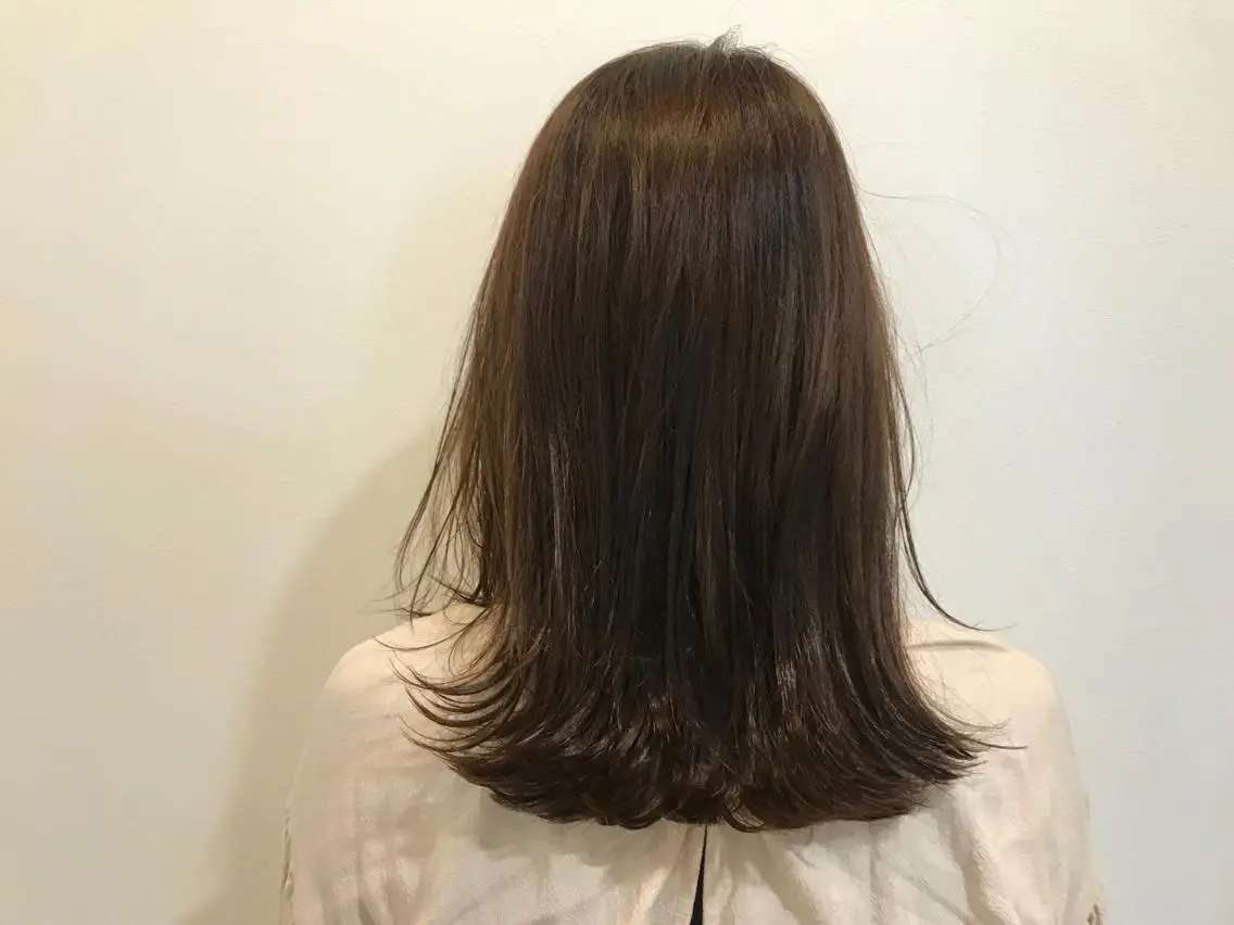 ミディアム カラー ベージュカラー 透明感カラー Ayu /あゆのヘアスタイル