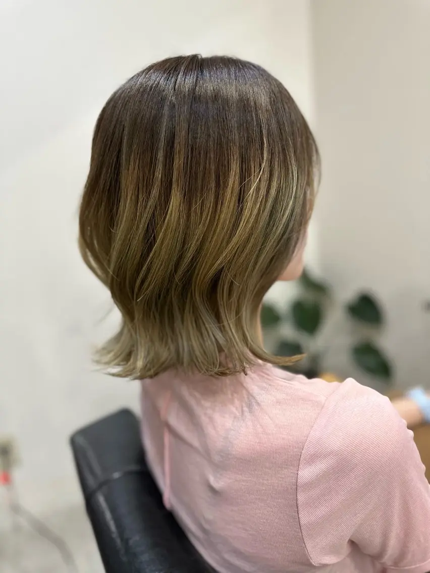 ミディアム ヘアカラー 福西晃希 【艶髪・髪質改善】のヘアスタイル