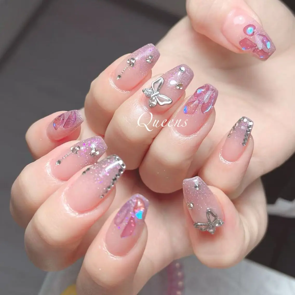 ネイル ハンドネイル Queen's ゆなのネイルデザイン