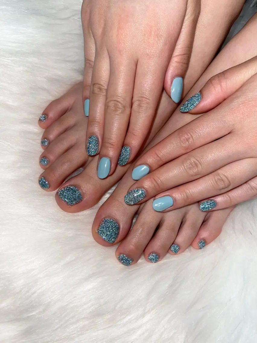 ワンカラーハンド+フットセット💅 何色でもご利用可能⭕️(ミラー/マグネット/マット可)の写真