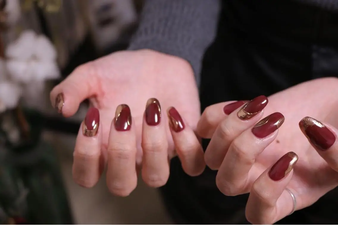 ネイル オーロラネイル 長さ出し ジェルネイル 韓国ネイル 持ち込み ハンドネイル MH Nailのネイルデザイン