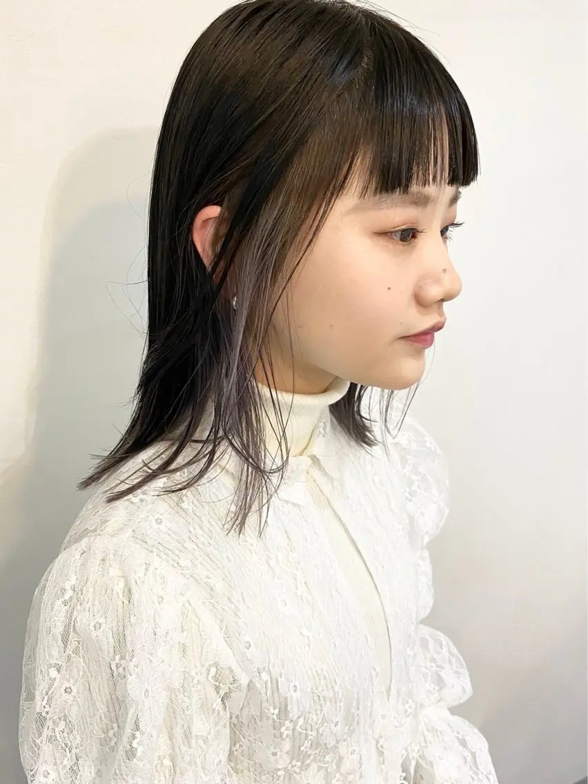 ミディアム カラー ブリーチ グレージュ インナーカラー ラベンダーカラー ラベンダーグレージュ ヘアカラー 名古屋/髪質改善/ アヤカのヘアスタイル