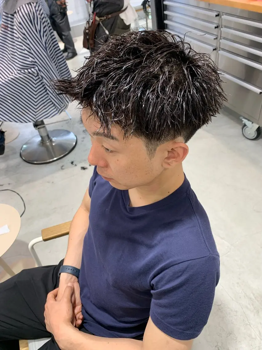 ショート パーマ メンズ ショートヘア カット パーマ フェードカット/メン ズパーマ/森巧真のヘアスタイル