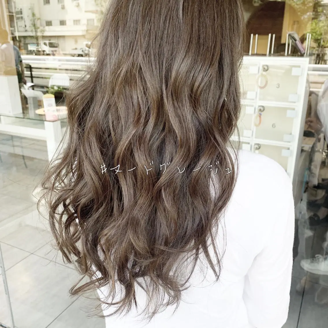 ロング レイヤー/艶髪カラー 森本くるみのヘアスタイル