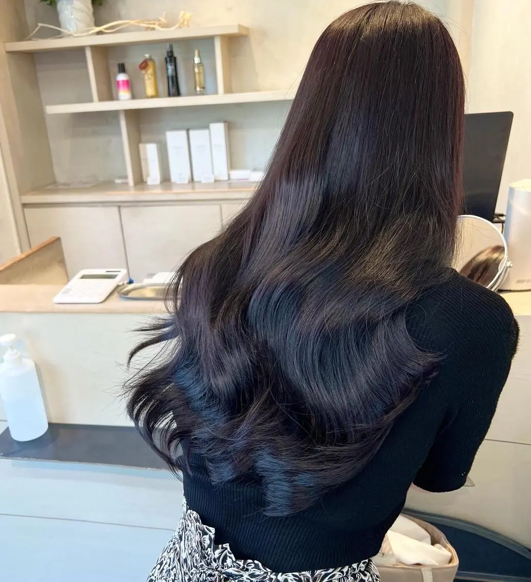 ロング カラー ディープラベンダー ラベンダーカラー ヘアカラー トリートメント 韓国ヘア/レイヤー カット SAKURAのヘアスタイル