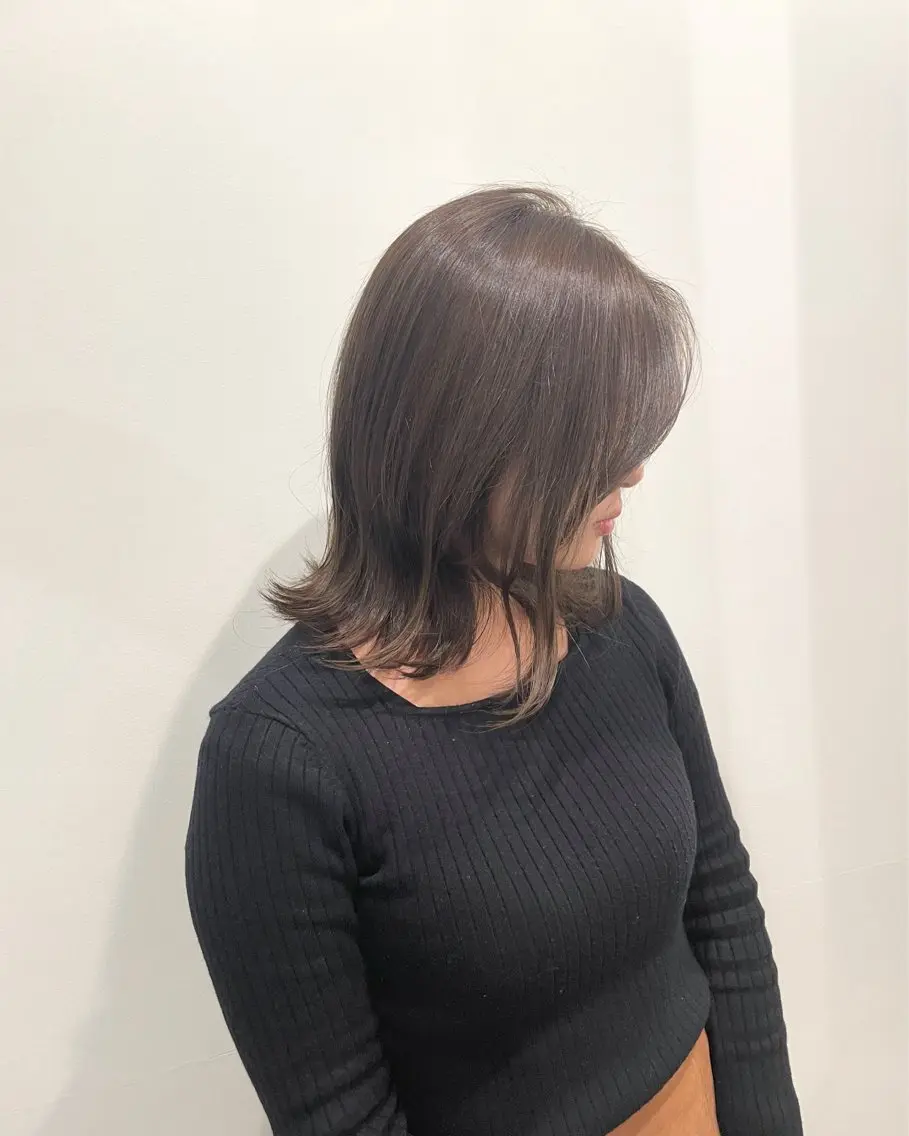 ミディアム カラー ベージュカラー くびれヘア ニュアンスカラー🫧 加納のヘアスタイル