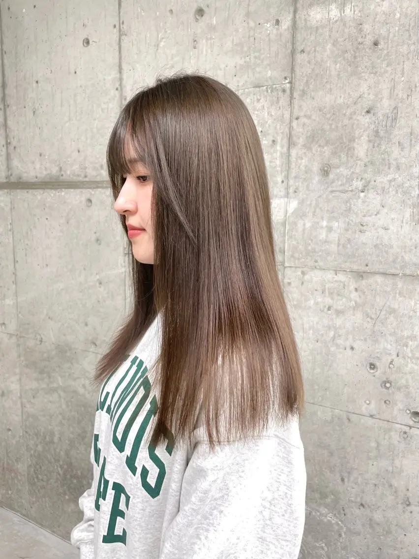 ロング カラー ヘアカラー トリートメント 堀 愛希子のヘアスタイル