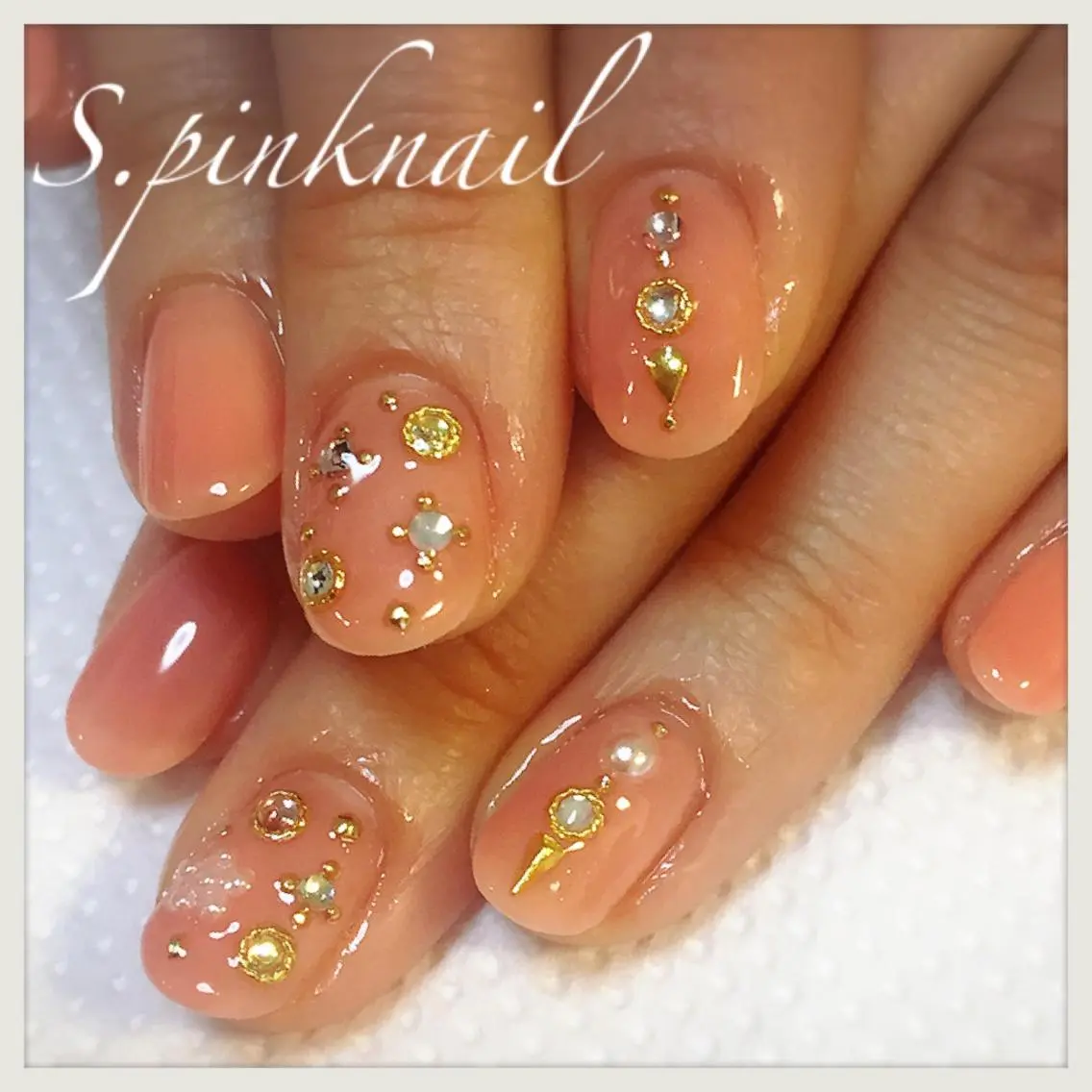 ネイル キラキラネイル オフィスネイル シンプルネイル ストーンネイル Sincerely ☺︎のネイルデザイン