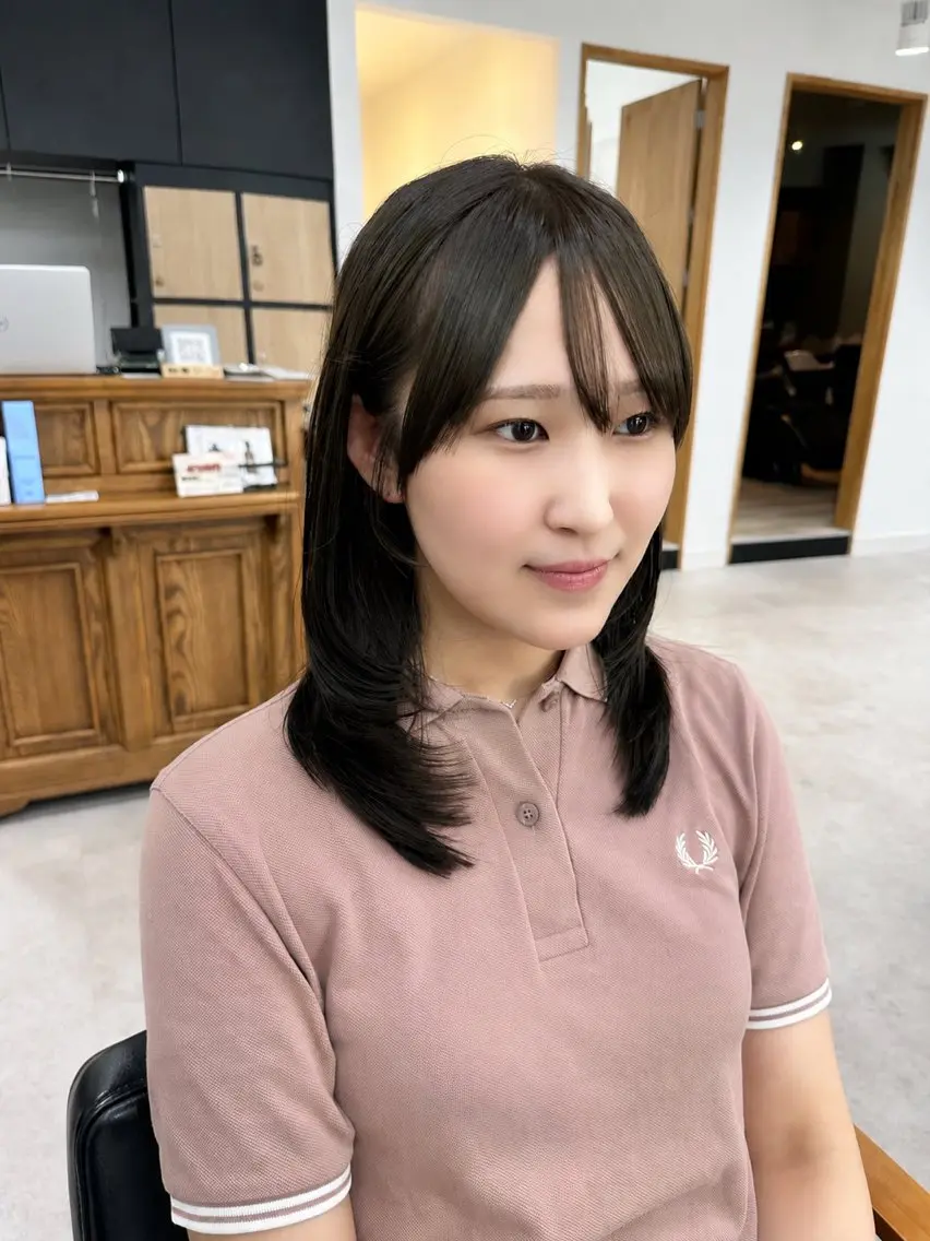 ミディアム カラー パーマ ヘアアレンジ メンズ キッズ カット トリートメント 似合せレイヤー/ 柔らか透明感カラーのヘアスタイル