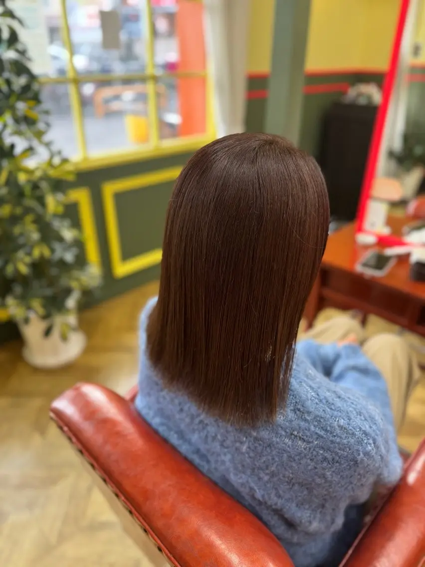 ミディアム カラー 米倉 麻衣のヘアスタイル