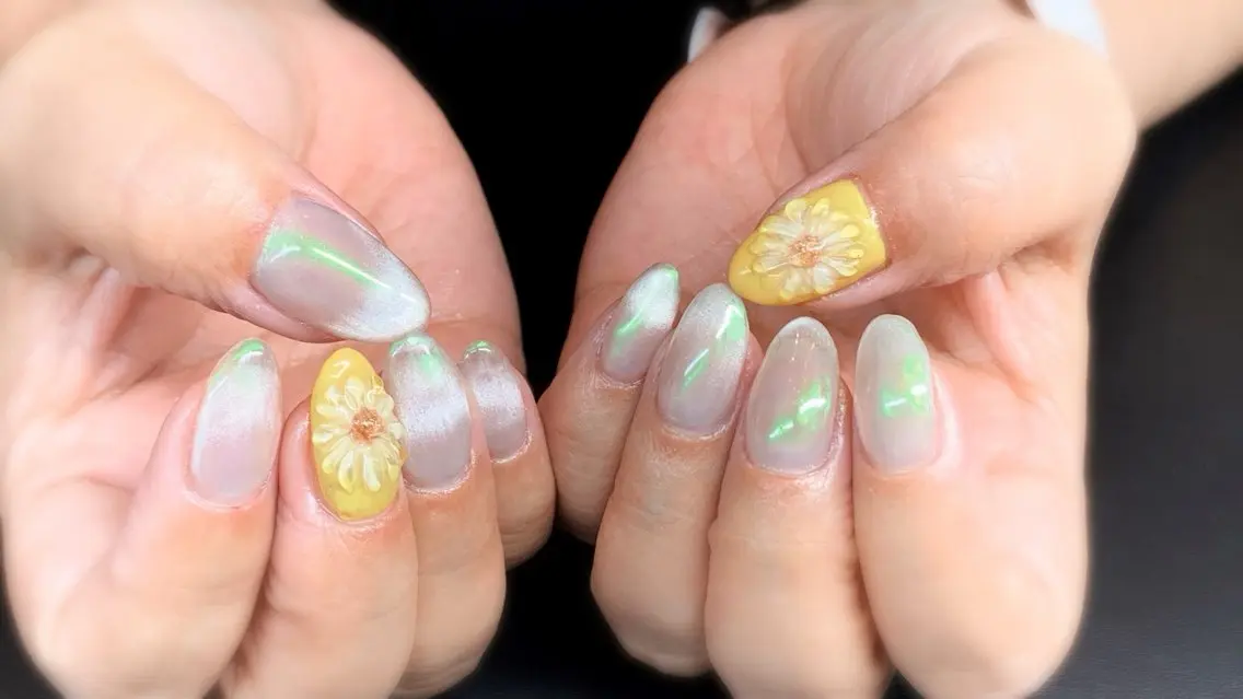 ネイル オーロラネイル マグネットネイル ハンドネイル NAIL__ KOKOのネイルデザイン