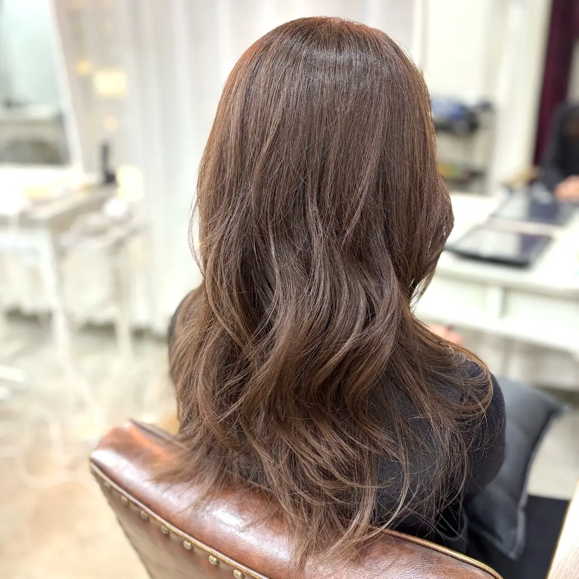 ロング カラー ベージュカラー 透明感カラー オリーブベージュ ヘアカラー トリートメント 艶髪‎カラー🤍 RIKAのヘアスタイル