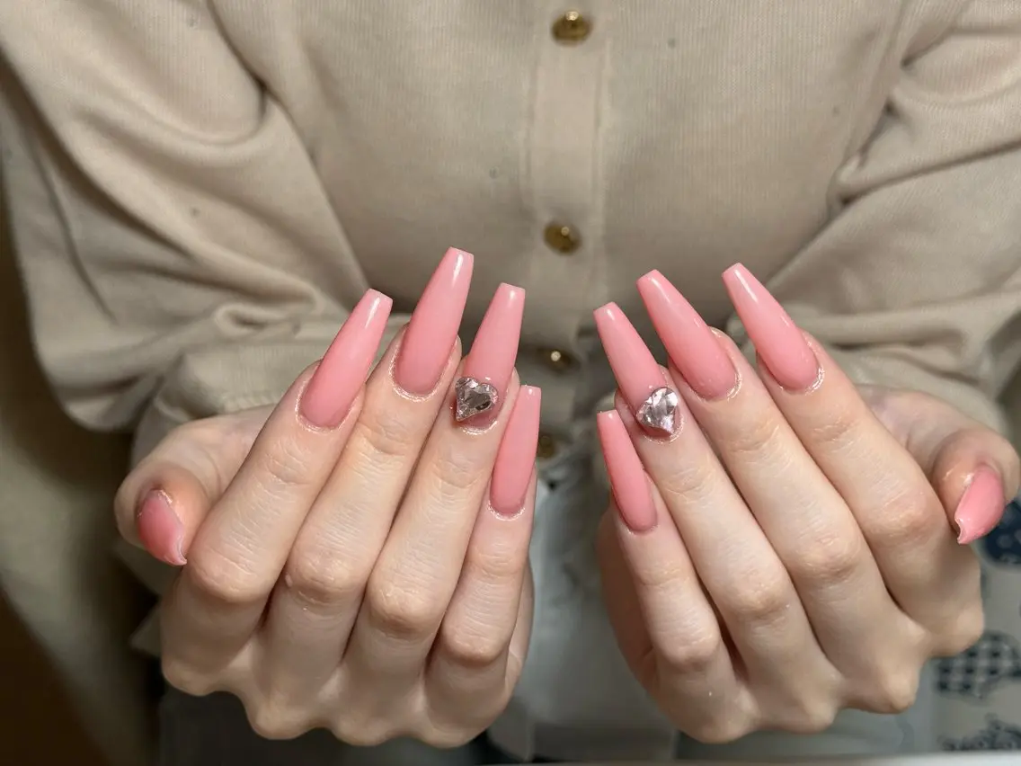 ネイル ハンドネイル ハンドケア Shiori Nailのネイルデザイン