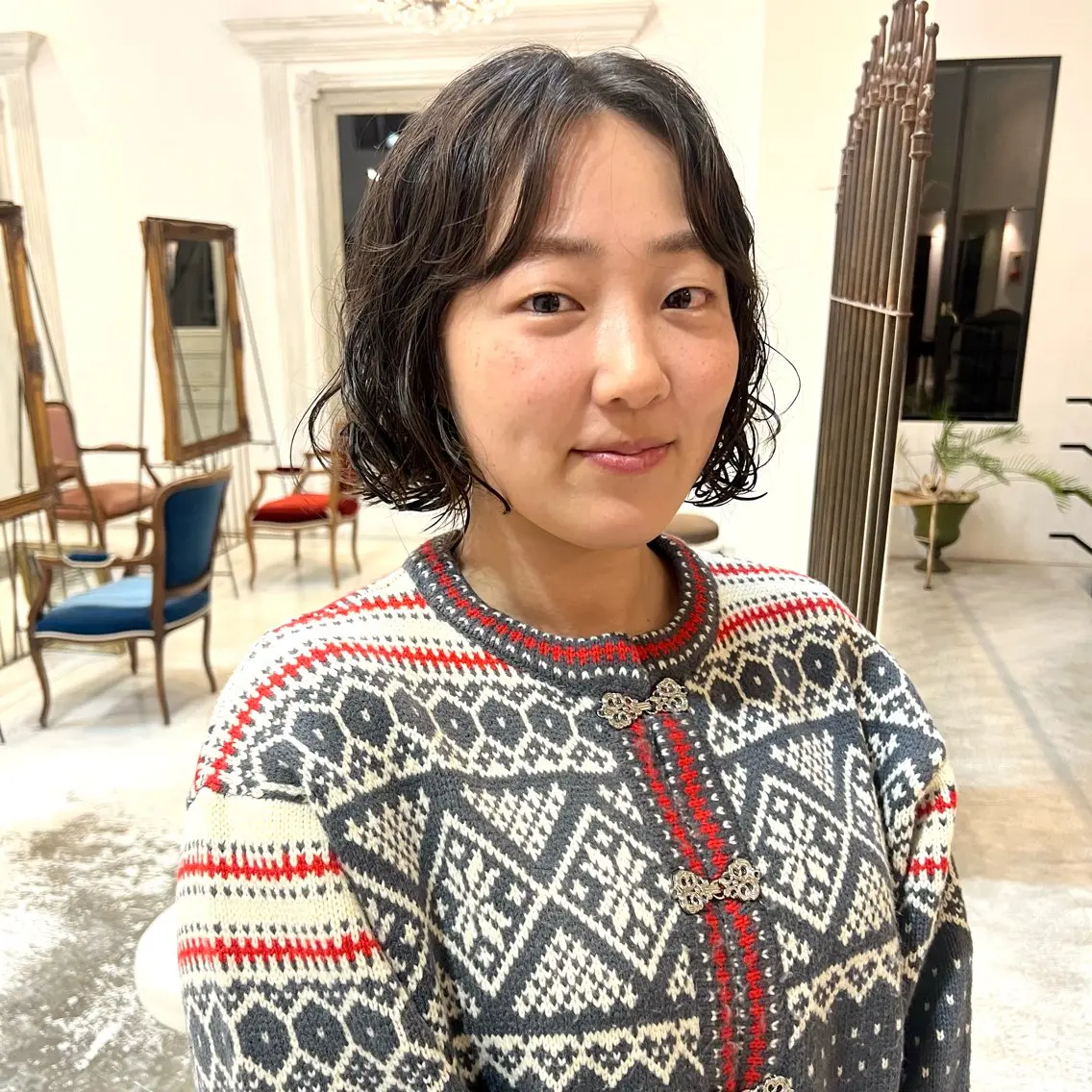 ミディアム パーマ カット パーマ トリートメント 金城 愛海のヘアスタイル