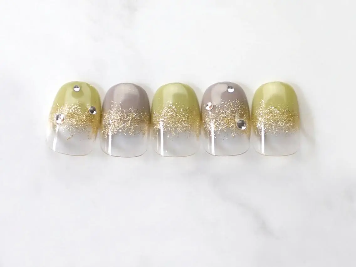 ネイル shion.s★ DEE babyのネイルデザイン