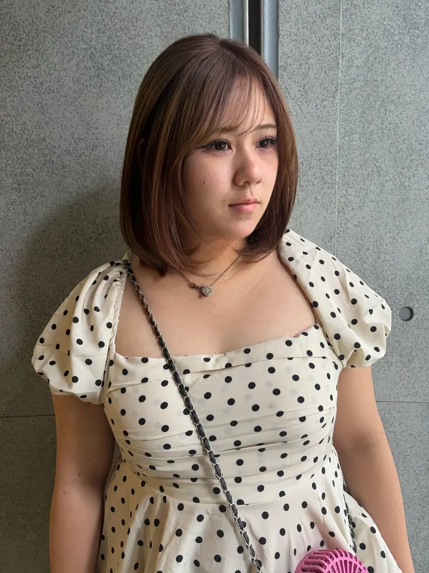 ミディアム カラー 髙橋 紗奈のヘアスタイル