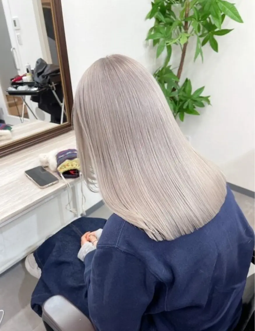 セミロング カラー ヘアカラー 【🥀履歴修正🥀】 ハイトーン職人/拓真のヘアスタイル