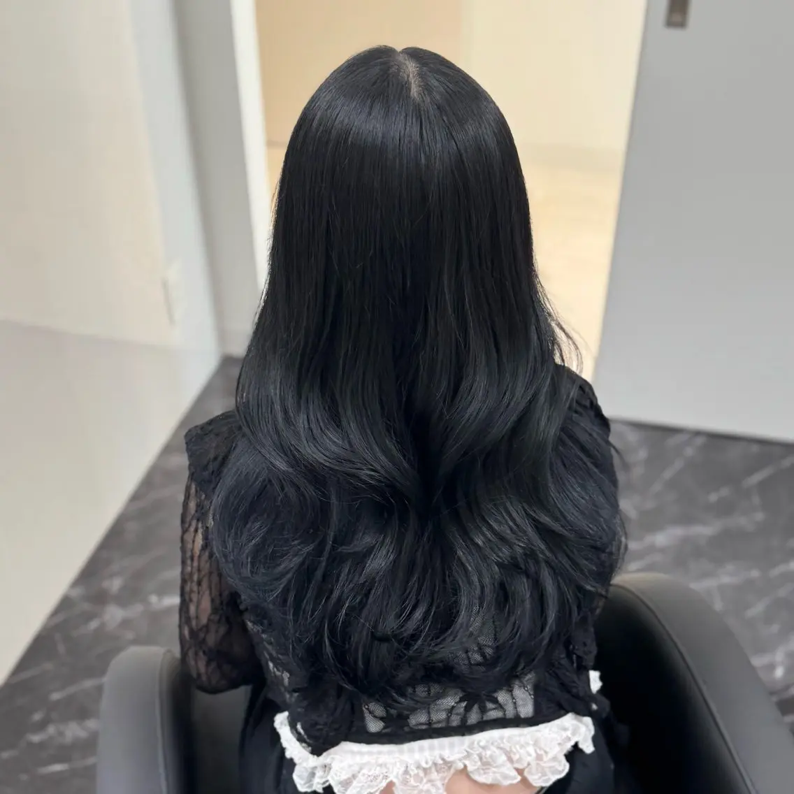 🎱コスパ良く韓国ヘアに🎱【顔周りカット+ワンカラー】の写真