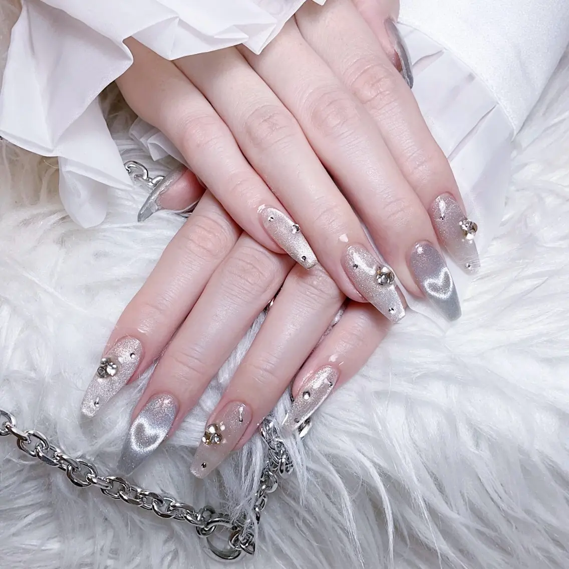 ネイル ハンドネイル 🍭Yun nail hyejin🌸のネイルデザイン