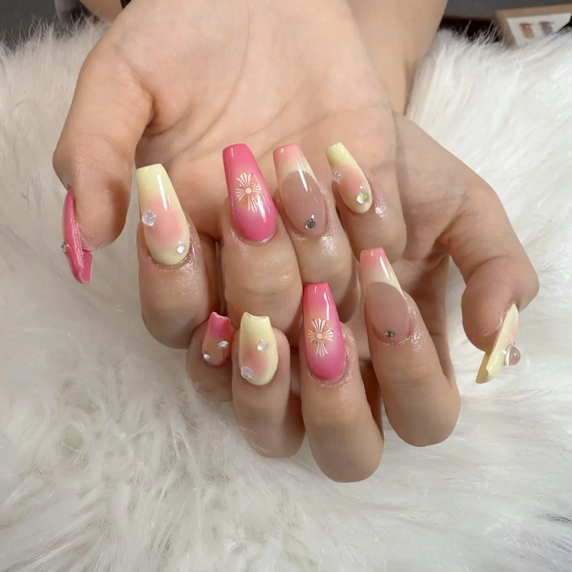 ネイル ハンドネイル 🎀nana🫧 ワンホンネイル🎀のネイルデザイン