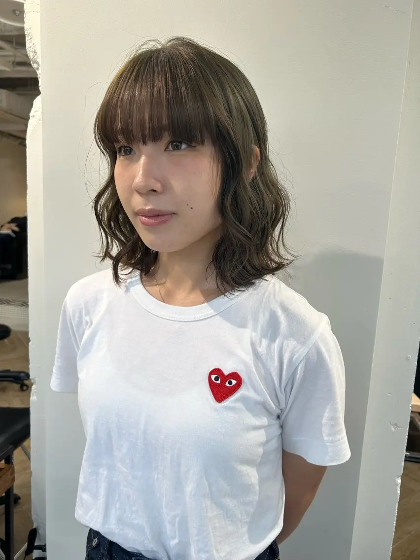 セミロング カラー ブリーチ カット ヘアカラー LUVISM新潟🎀 透明感カラー/ミユのヘアスタイル