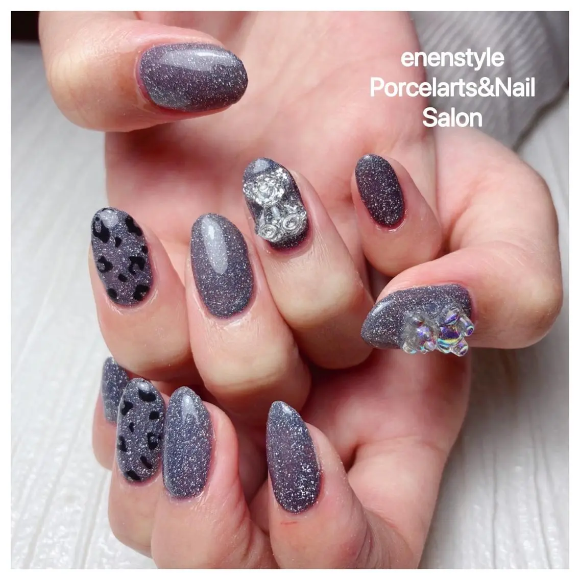 ミディアム ネイル 🐾enen style 🐾のネイルデザイン