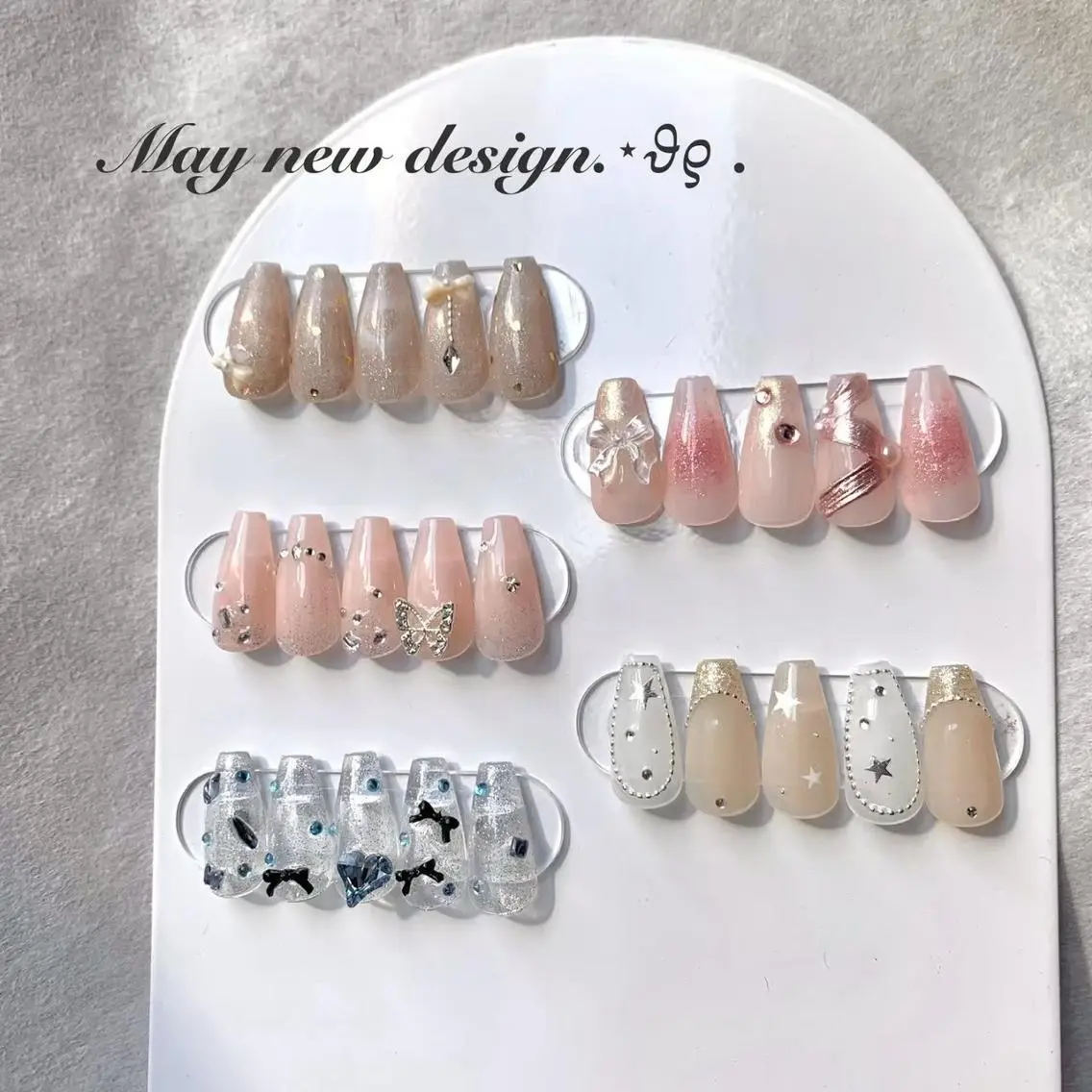 ネイル アートネイル フラッシュネイル フレンチネイル ジェルネイル ガラスフレンチ M2 BEAUTY Rikaのネイルデザイン