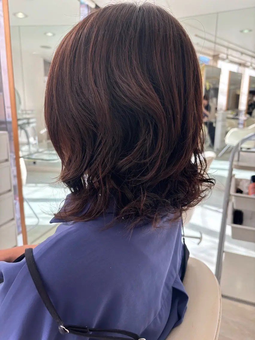 ミディアム ミディアムパーマ 鬼澤 なお子のヘアスタイル