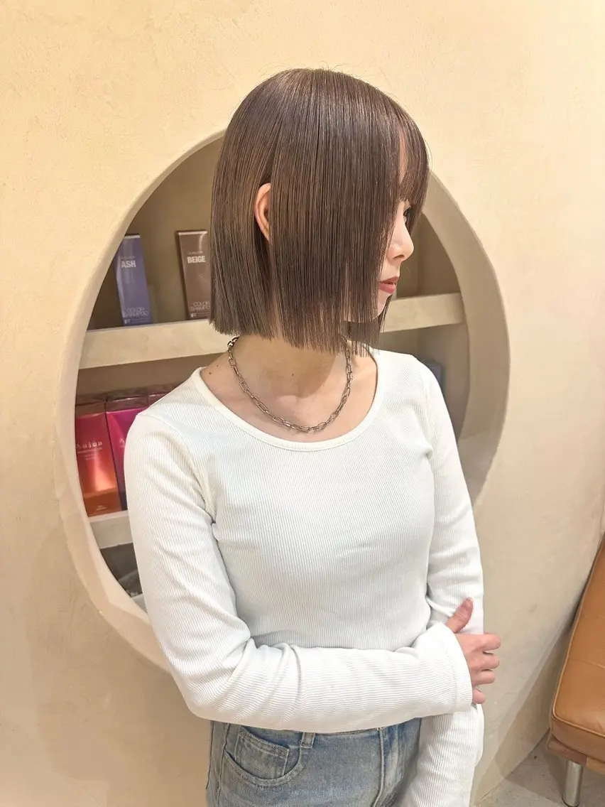 ショート 【ハイトーン特化】 Hugのヘアスタイル
