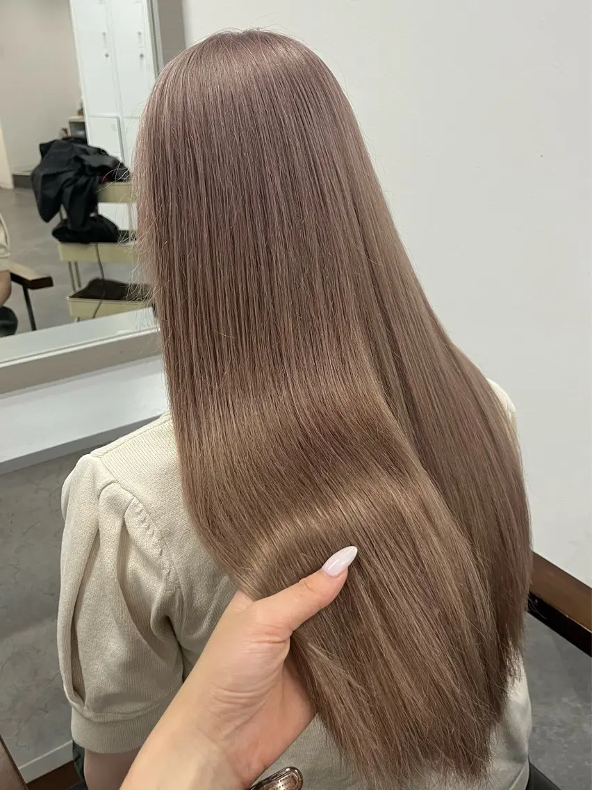 ロング カラー ハイトーンカラー ヘアカラー ヘアセット ♡なんば🫧透明感 🫧naako♡のヘアスタイル