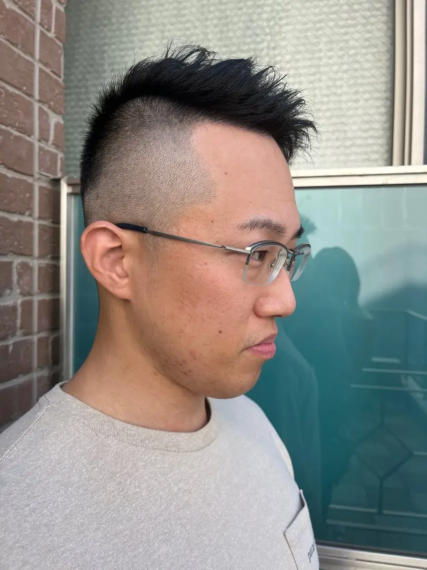 ショート カラー パーマ ヘアアレンジ メンズ キッズ メンズブリーチ メンズハイライト メンズインナーカラー メンズ韓国風 ブリーチ 久木原 ゆりのヘアスタイル