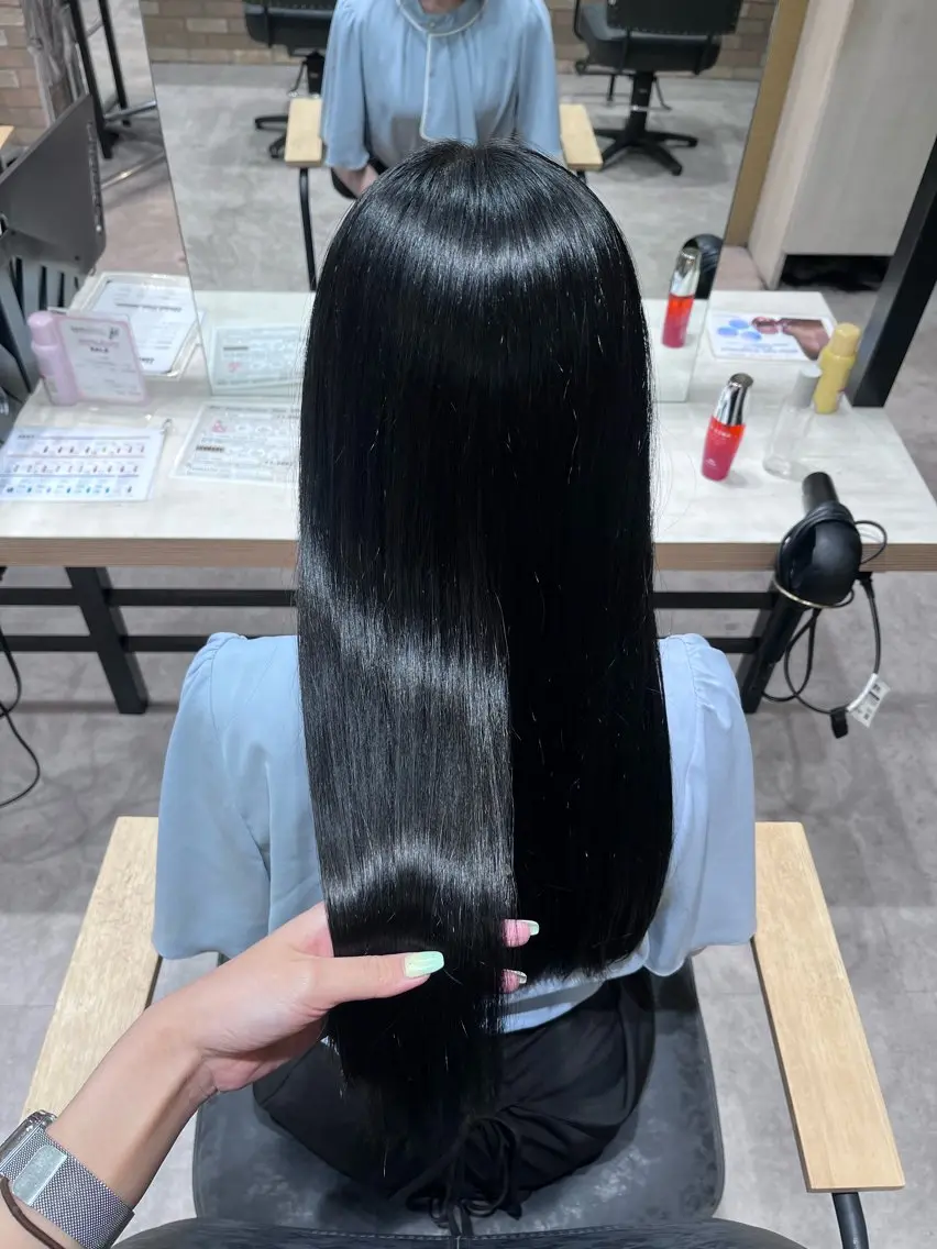 【ワンカラー+𝑨𝒖𝒋𝒖𝒂4STEPトリートメント】の写真