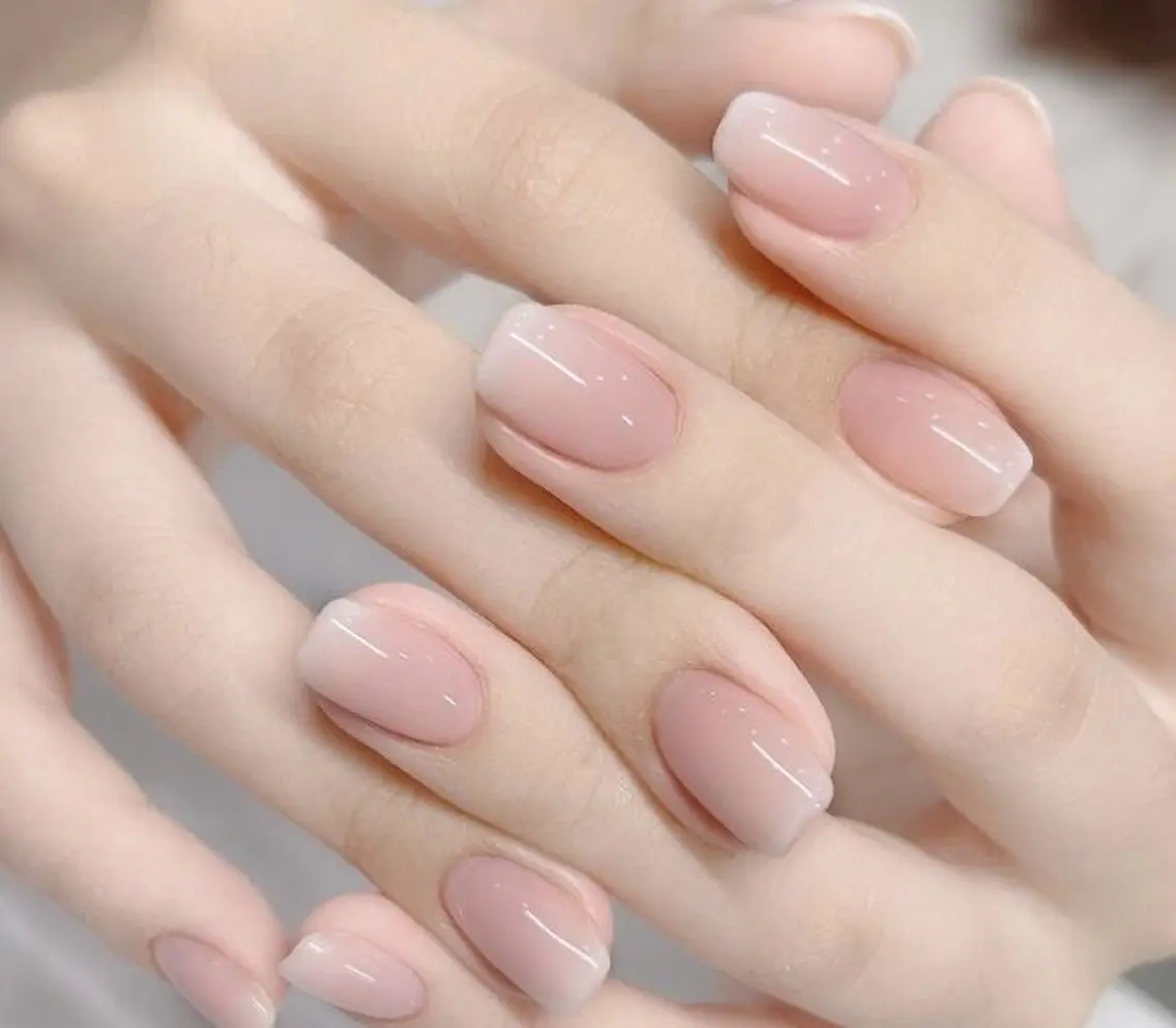 ネイル チークネイル 長さ出し ジェルネイル マグネットネイル 持ち込み ハンドネイル ハンドケア Lucky nail 小林和希のネイルデザイン