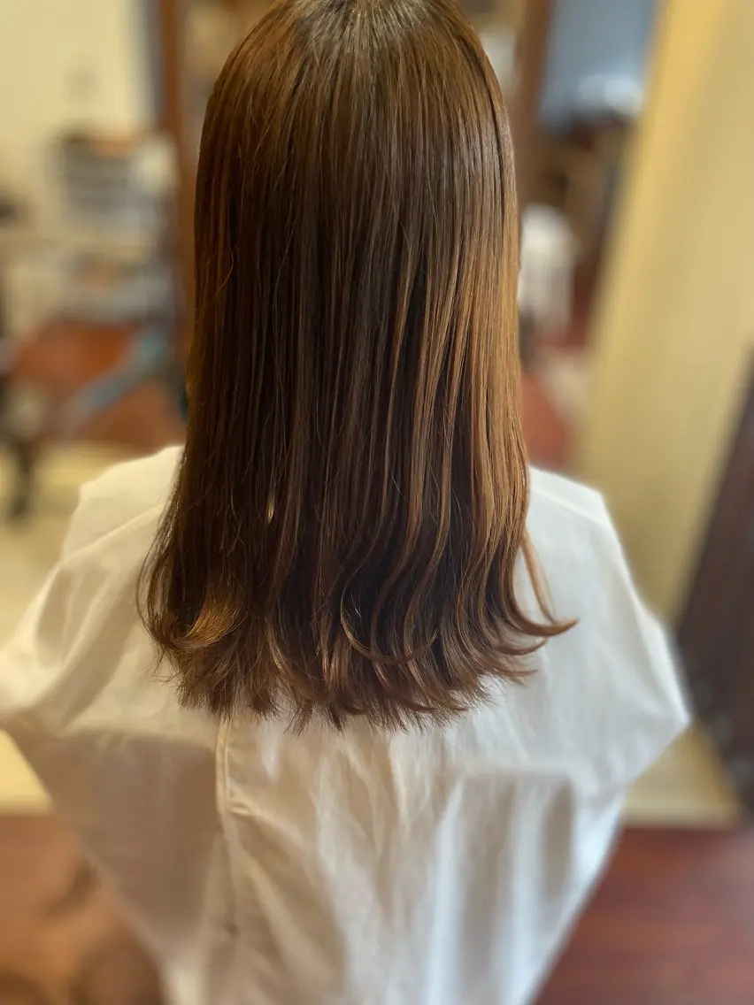 ロング 北泉 里彩のヘアスタイル