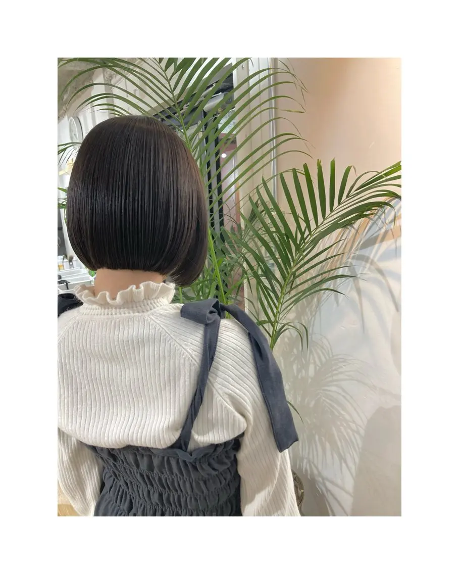 ショート Jura／ レイヤーカットのヘアスタイル