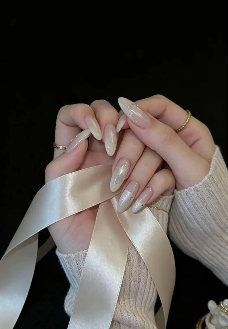 ネイル アートネイル チークネイル フレンチネイル ジェルネイル ガーリー HAPPI NAIL 大国町のネイルデザイン
