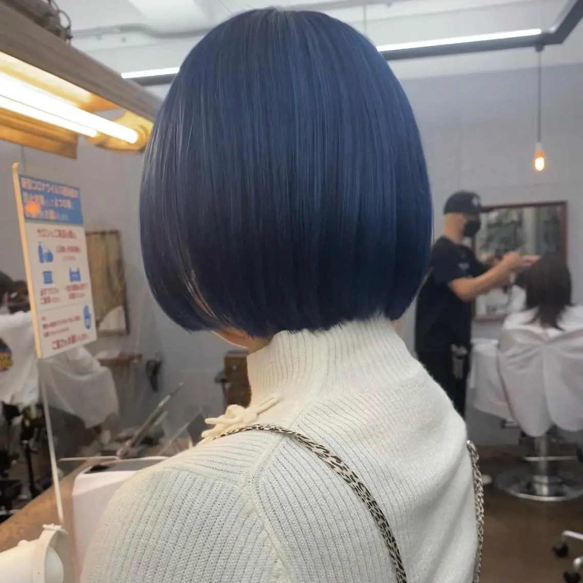 ショート カラー ブルーカラー ハイトーン/デザイン hirokiのヘアスタイル