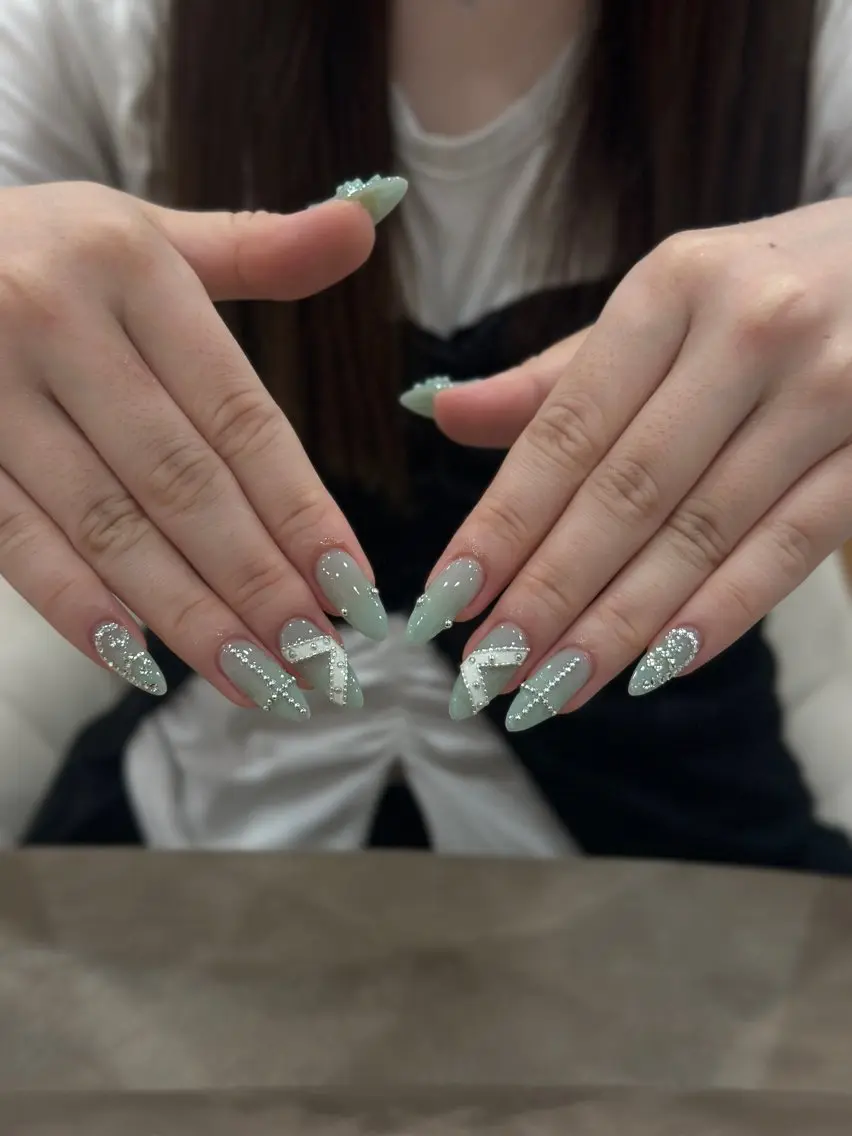 ネイル ジェルネイル 韓国ネイル 持ち込み シンプルネイル ワンホンネイル ハンドネイル 🎀AURA Nailsalonのネイルデザイン