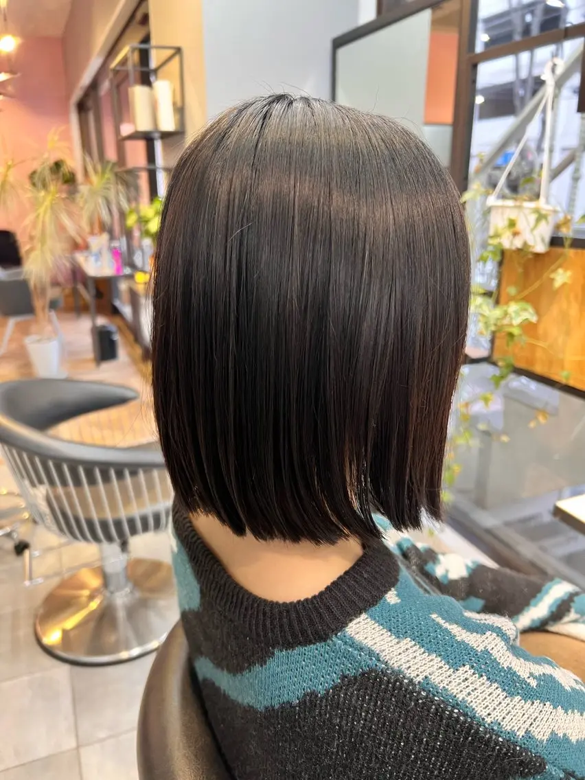 ミディアム カット 縮毛矯正 佐藤 慧のヘアスタイル