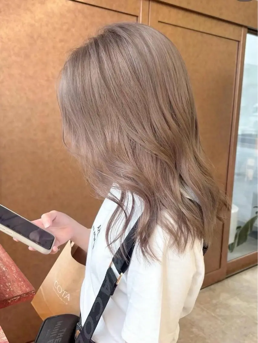 カラー ヘアカラー nanami 【MATTY】のヘアスタイル