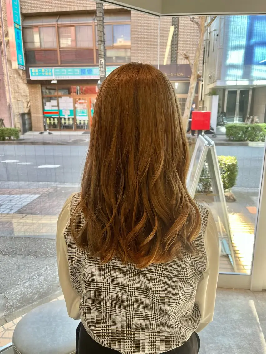 セミロング カラー ヘアアレンジ ブリーチ ケアブリーチ ダブルカラー 🍓艶髪/艶カラー しんたに🌈のヘアスタイル