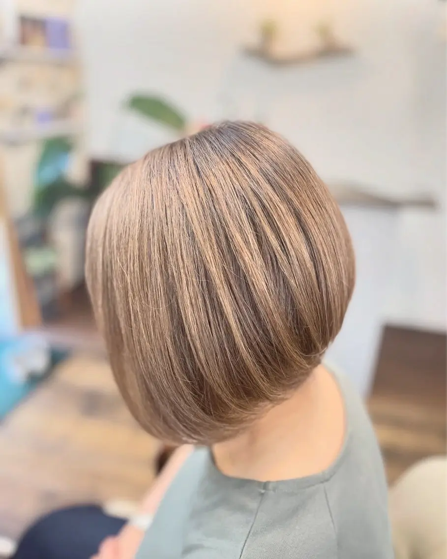 カラー 大和田 朱美のヘアスタイル