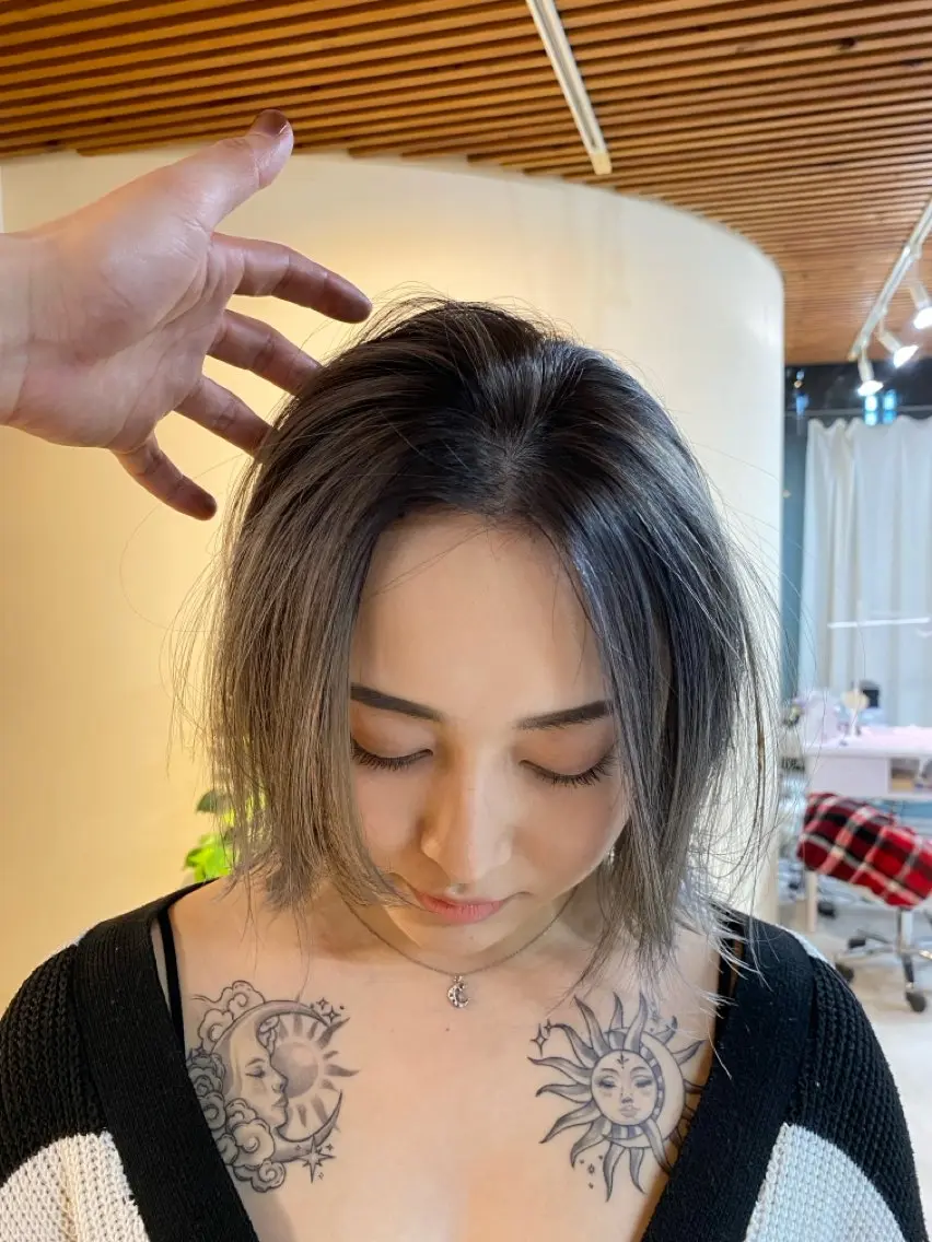 ショート カラー バレイヤージュ ボブ レイヤーカット カット ヘアカラー 竹井俊介/ブリーチ /海外レイヤーのヘアスタイル