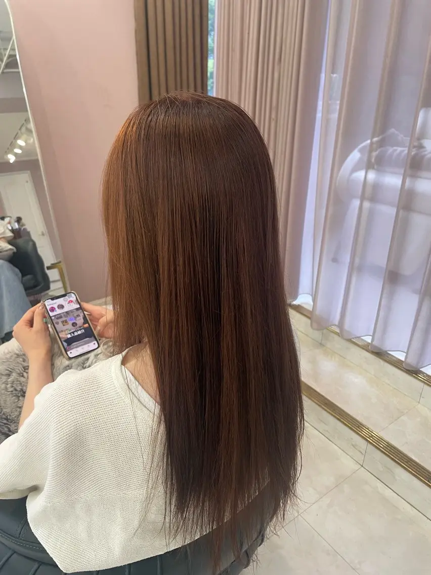 ロング カラー che'rie shizukiのヘアスタイル