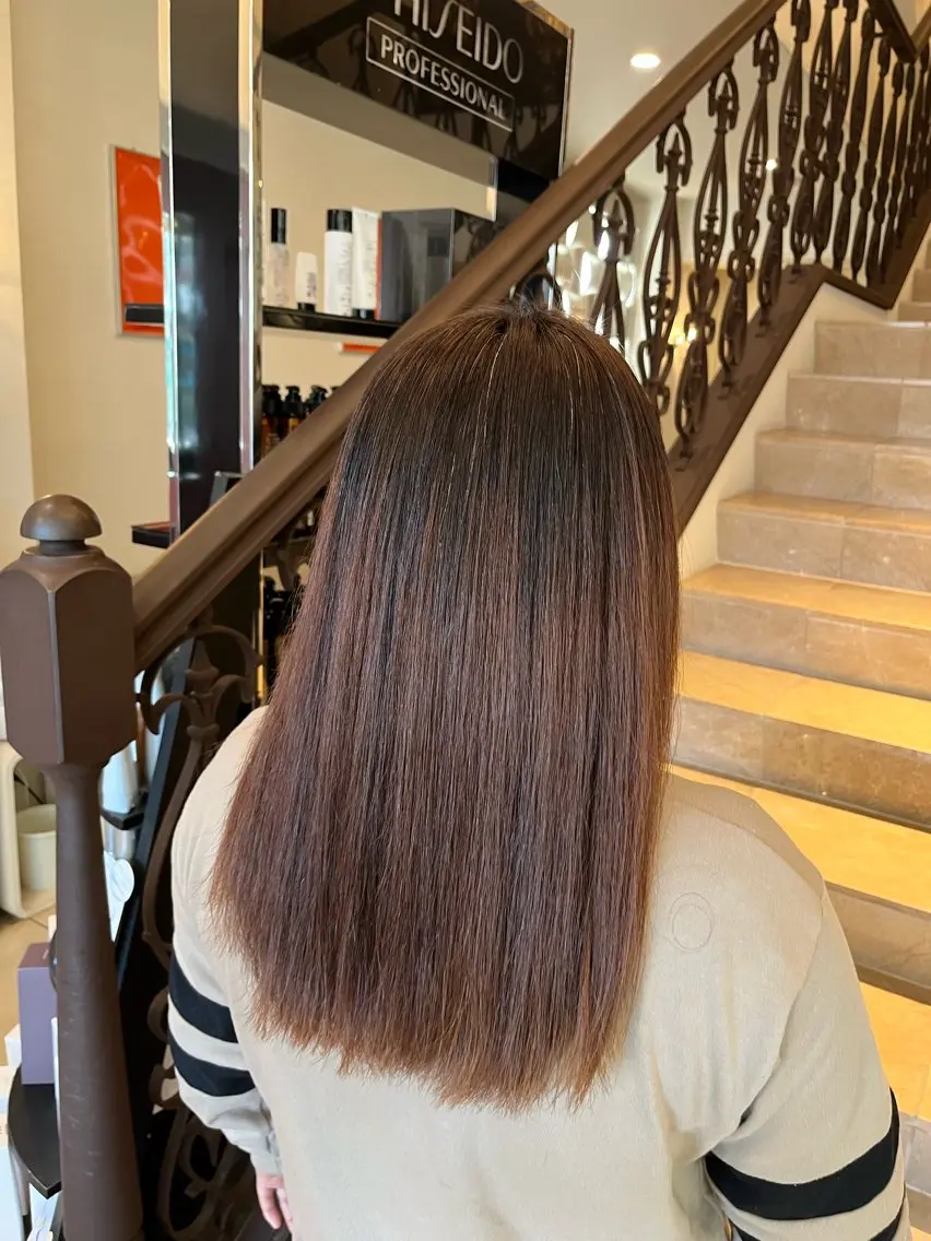 ロング 縮毛矯正 八重樫 夢愛のヘアスタイル